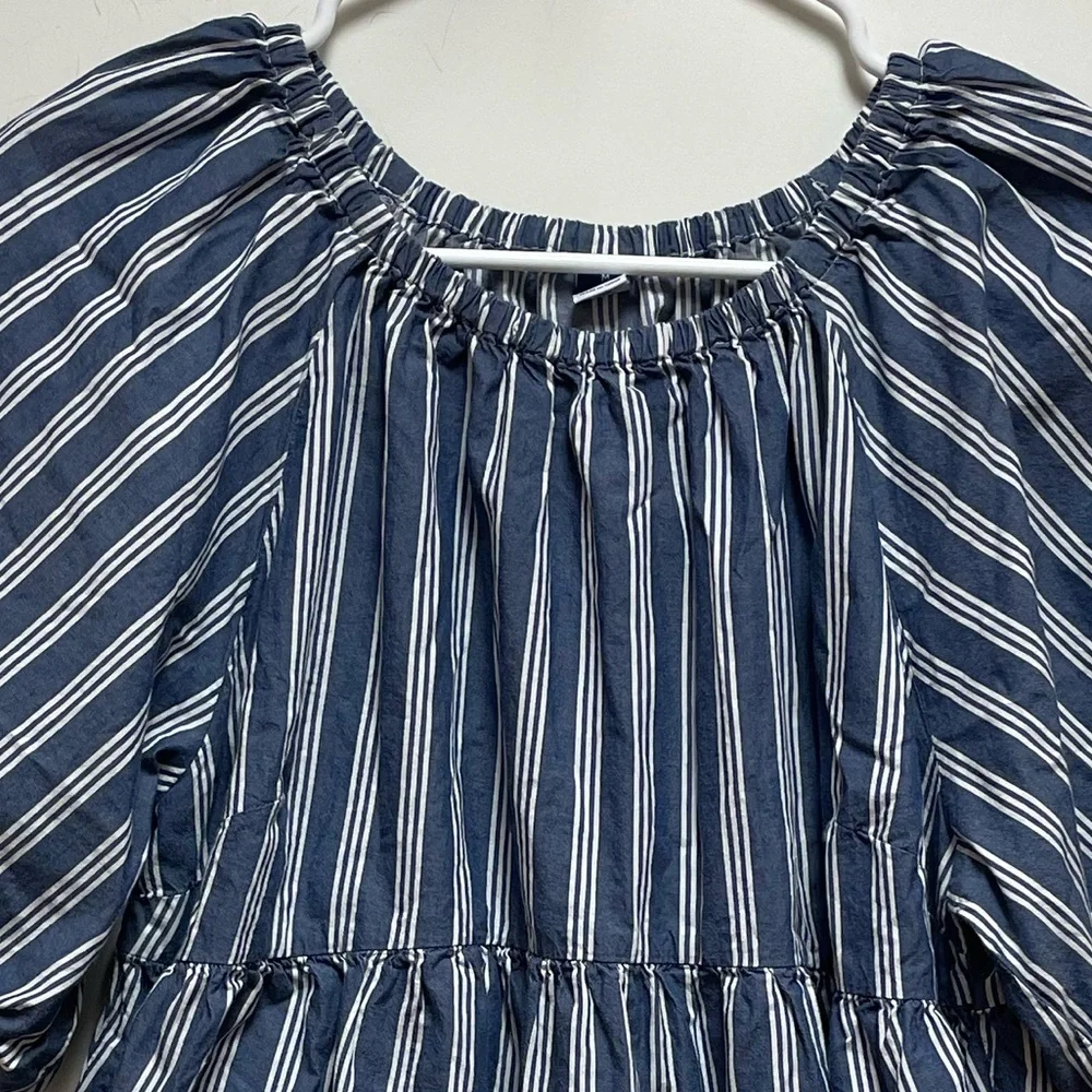 💙 Off the Shoulder Sz Medium Navy & White Striped Puff Sleeve Bohemian Blouse